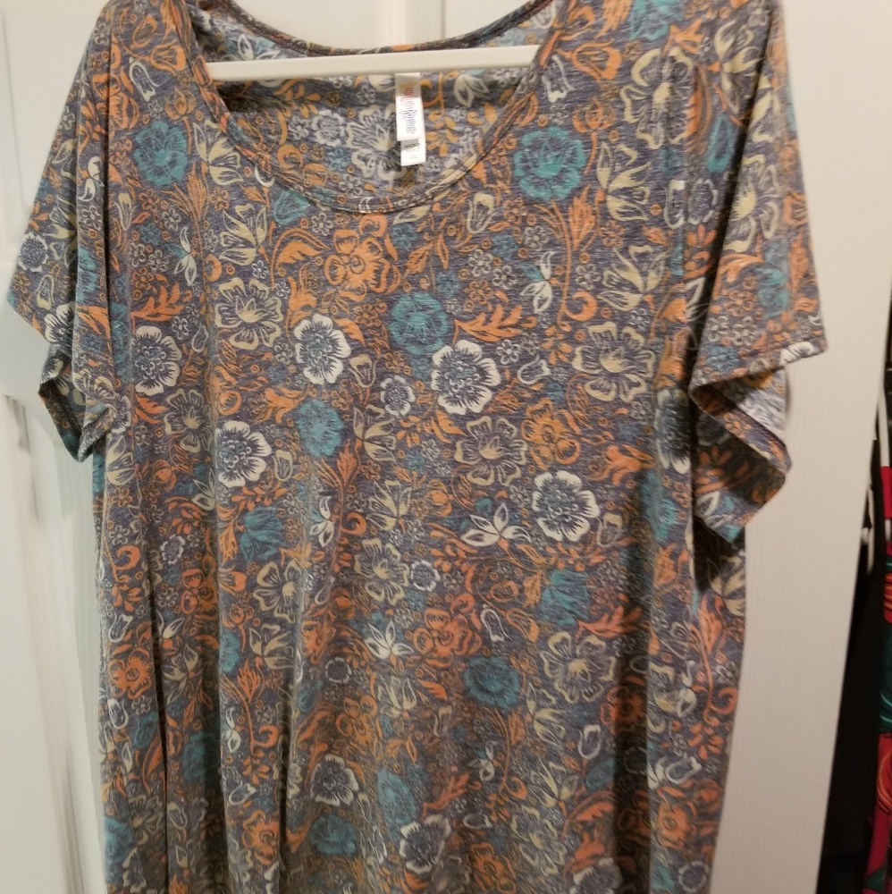 Classic T Lularoe